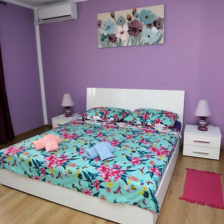 Apartman Modry Pola Esterno foto