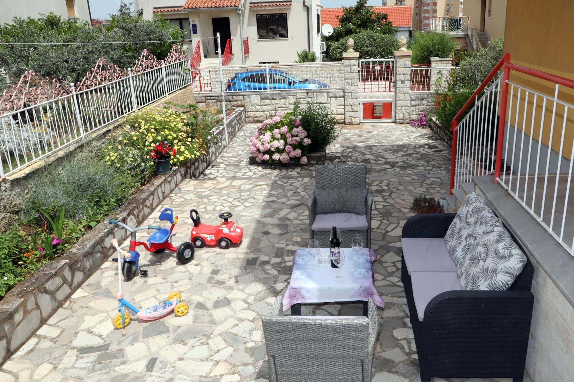 Apartman Modry Pola Esterno foto