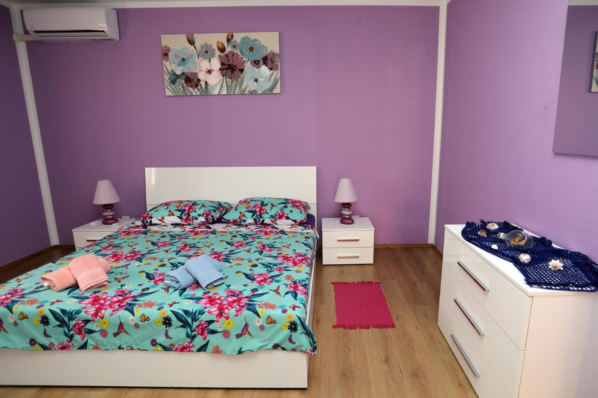 Apartman Modry Pola Esterno foto