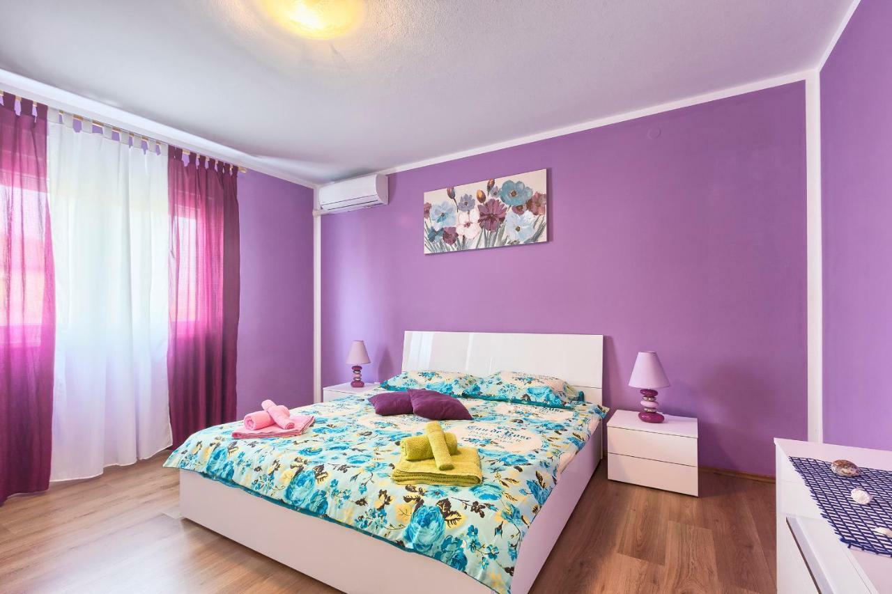 Apartman Modry Pola Esterno foto